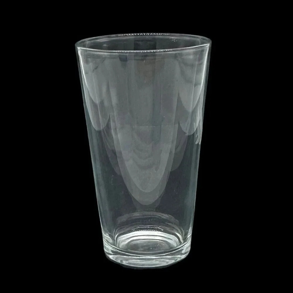 Grey Goose‎ Vodka 20 oz Clear Glass Shaker Pint France Etched Logo